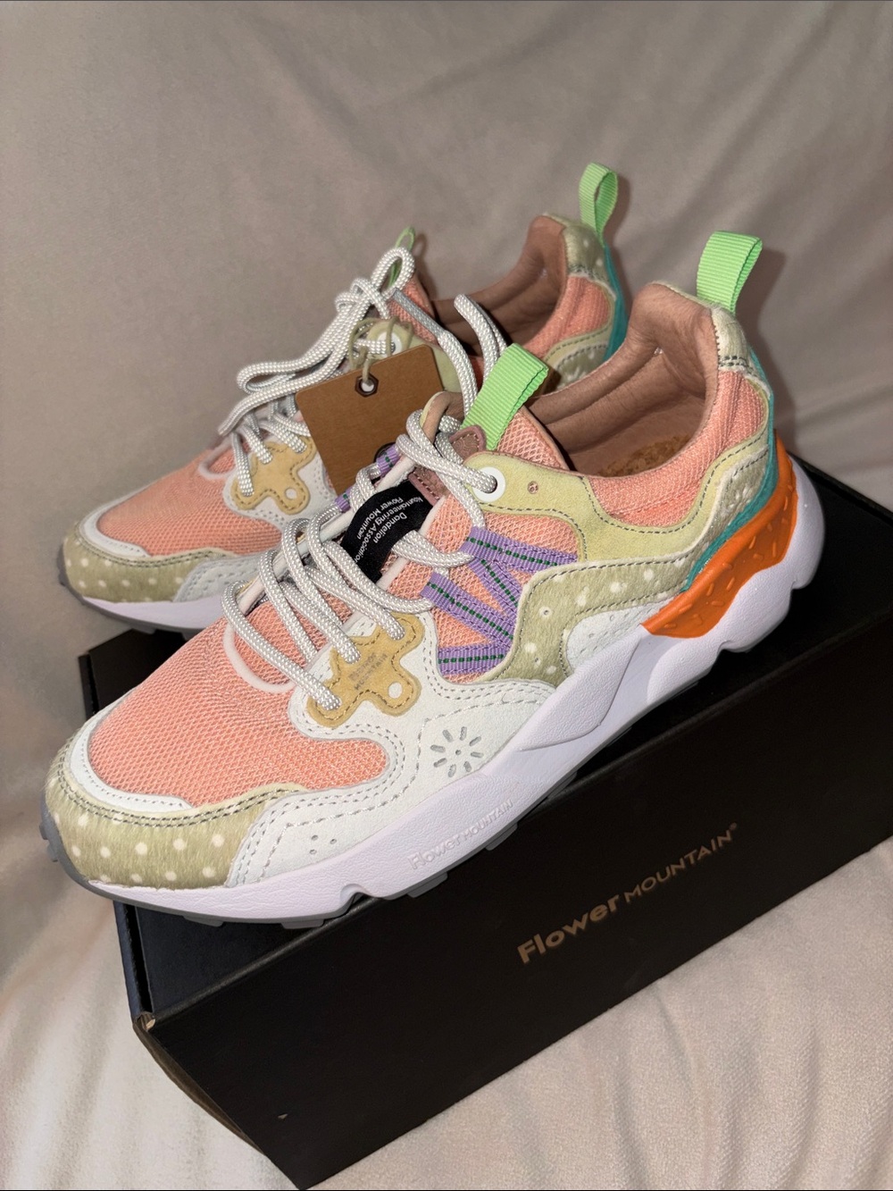 NWT Flower Mountain Yamano 3 Sneaker in LIGHT GREY-WHITE - Picture 11 of 15